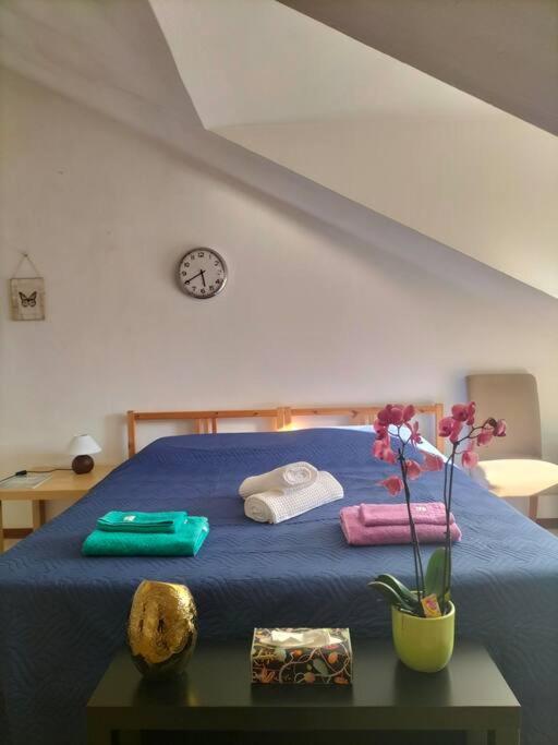 La Casa Di Marta - Ampia Ed Accogliente Mansarda In Piazza Statuto Apartment Torino Exterior foto